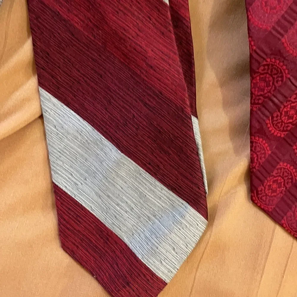Bundle of 4 Silver Gray and Red 60s vintage Neck Ties